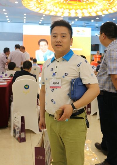 湖南省家具行業(yè)協(xié)會,家具行業(yè)協(xié)會,家具行業(yè) 湖南省家具行業(yè)協(xié)會,家具行業(yè)協(xié)會,家具行業(yè)