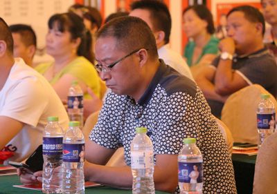 湖南省家具行業(yè)協(xié)會,家具行業(yè)協(xié)會,家具行業(yè) 湖南省家具行業(yè)協(xié)會,家具行業(yè)協(xié)會,家具行業(yè)