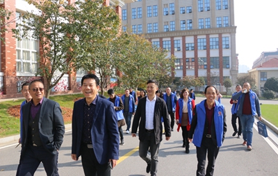 湖南省家具行業(yè)協(xié)會,家具行業(yè)協(xié)會,家具行業(yè) 湖南省家具行業(yè)協(xié)會,家具行業(yè)協(xié)會,家具行業(yè)