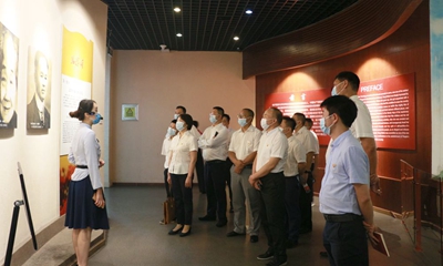 湖南省家具行業(yè)協(xié)會,家具行業(yè)協(xié)會,家具行業(yè) 湖南省家具行業(yè)協(xié)會,家具行業(yè)協(xié)會,家具行業(yè)