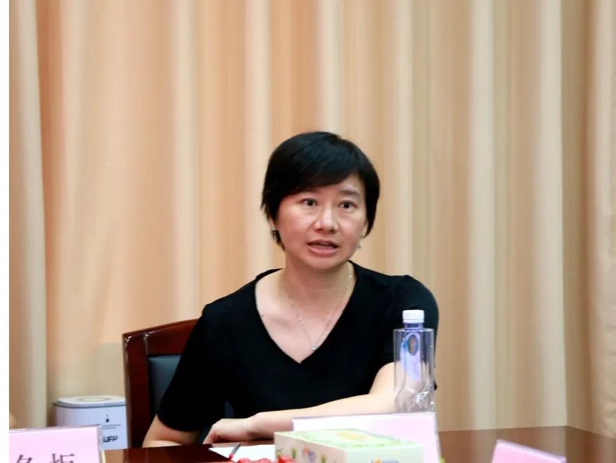 湖南省家具行業(yè)協(xié)會,家具行業(yè)協(xié)會,家具行業(yè) 湖南省家具行業(yè)協(xié)會,家具行業(yè)協(xié)會,家具行業(yè)