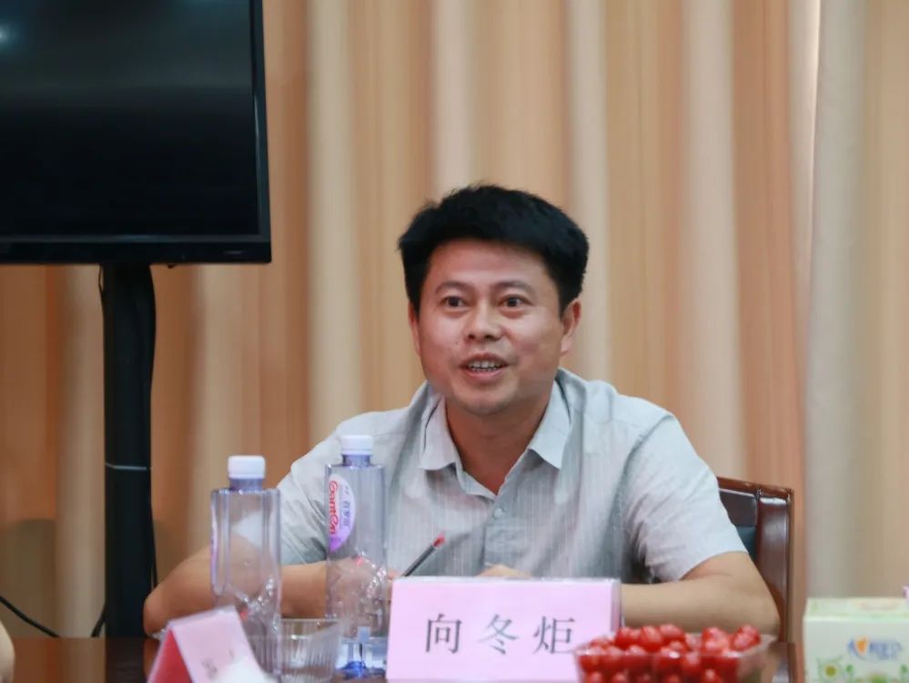 湖南省家具行業(yè)協(xié)會,家具行業(yè)協(xié)會,家具行業(yè) 湖南省家具行業(yè)協(xié)會,家具行業(yè)協(xié)會,家具行業(yè)