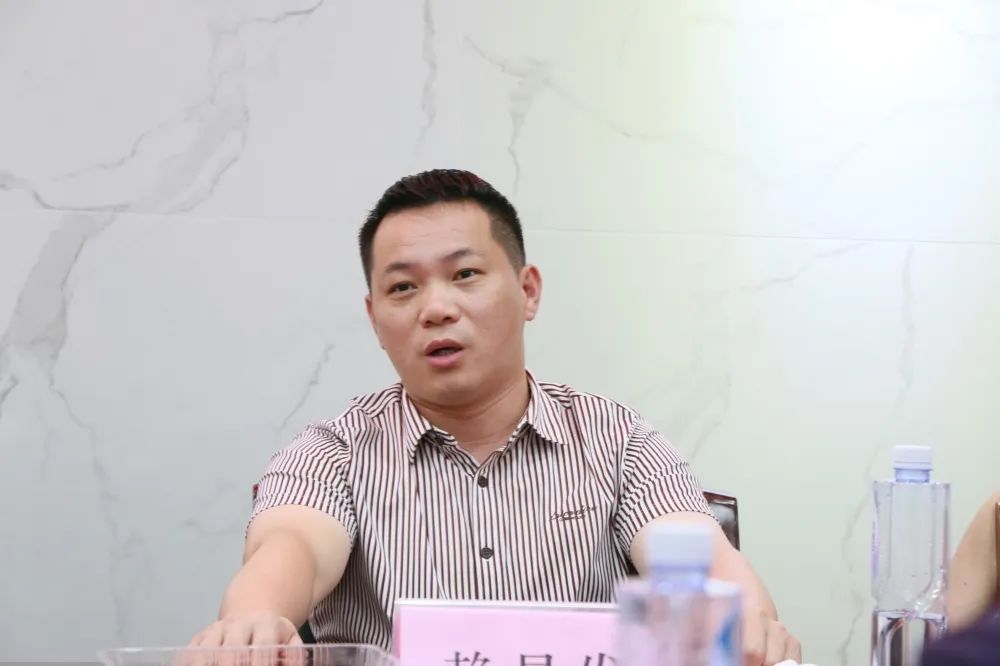 湖南省家具行業(yè)協(xié)會,家具行業(yè)協(xié)會,家具行業(yè) 湖南省家具行業(yè)協(xié)會,家具行業(yè)協(xié)會,家具行業(yè)
