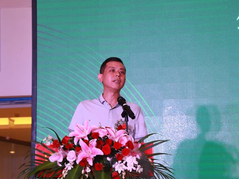 湖南省家具行業(yè)協(xié)會,家具行業(yè)協(xié)會,家具行業(yè) 湖南省家具行業(yè)協(xié)會,家具行業(yè)協(xié)會,家具行業(yè)