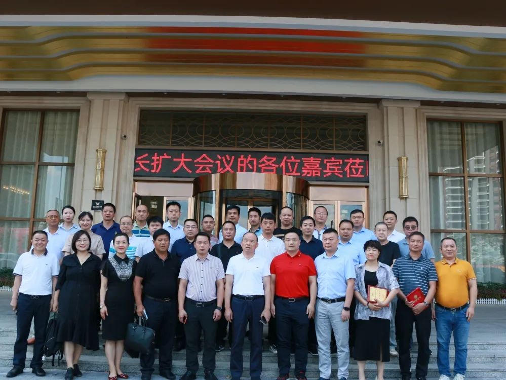 湖南省家具行業(yè)協(xié)會,家具行業(yè)協(xié)會,家具行業(yè) 湖南省家具行業(yè)協(xié)會,家具行業(yè)協(xié)會,家具行業(yè)