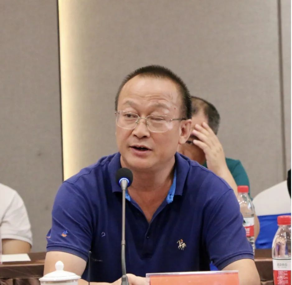 湖南省家具行業(yè)協(xié)會,家具行業(yè)協(xié)會,家具行業(yè) 湖南省家具行業(yè)協(xié)會,家具行業(yè)協(xié)會,家具行業(yè)