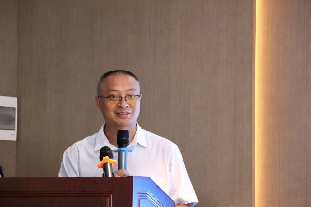 湖南省家具行業(yè)協(xié)會,家具行業(yè)協(xié)會,家具行業(yè) 湖南省家具行業(yè)協(xié)會,家具行業(yè)協(xié)會,家具行業(yè)