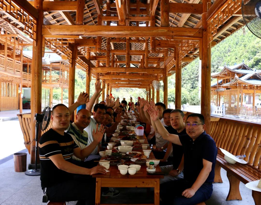 湖南省家具行業(yè)協(xié)會,家具行業(yè)協(xié)會,家具行業(yè) 湖南省家具行業(yè)協(xié)會,家具行業(yè)協(xié)會,家具行業(yè)