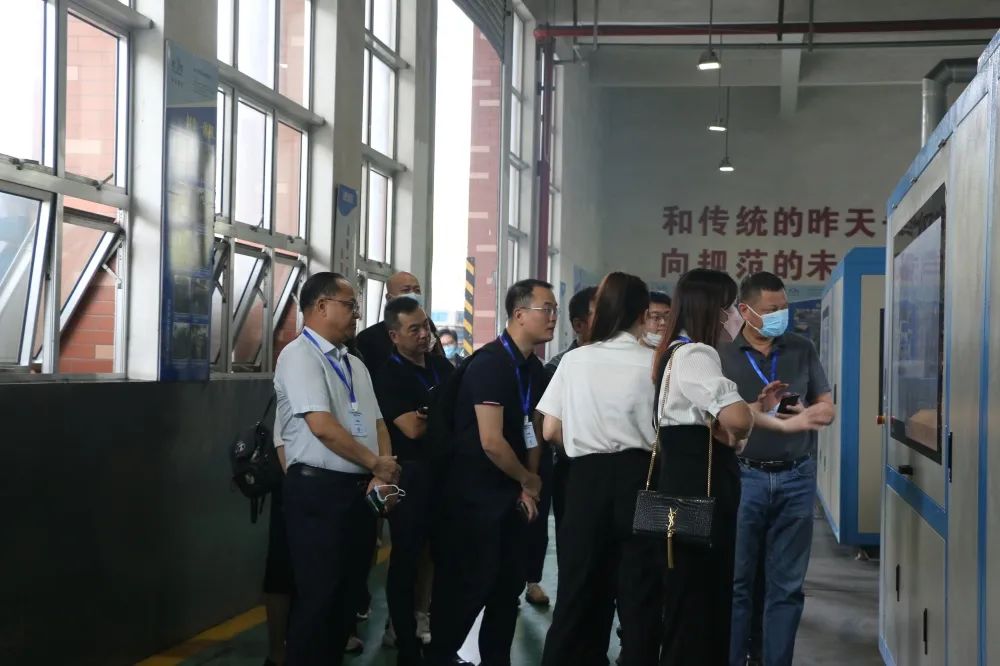 湖南省家具行業(yè)協(xié)會(huì),家具行業(yè)協(xié)會(huì),家具行業(yè) 湖南省家具行業(yè)協(xié)會(huì),家具行業(yè)協(xié)會(huì),家具行業(yè)