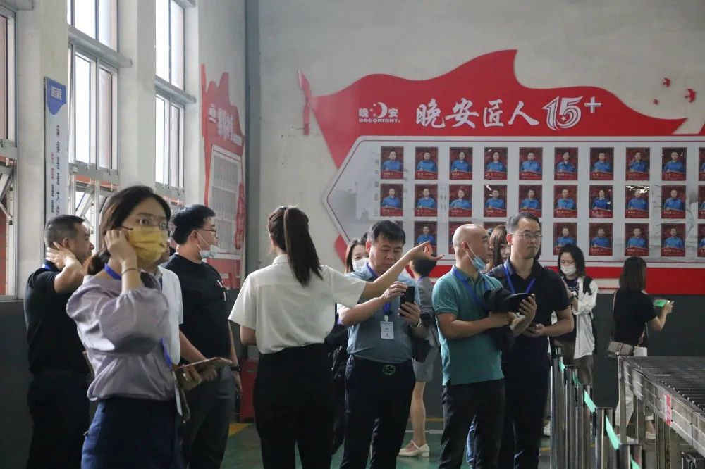 湖南省家具行業(yè)協(xié)會(huì),家具行業(yè)協(xié)會(huì),家具行業(yè) 湖南省家具行業(yè)協(xié)會(huì),家具行業(yè)協(xié)會(huì),家具行業(yè)