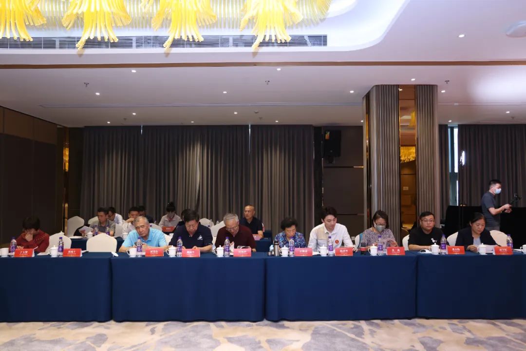 湖南省家具行業(yè)協(xié)會,家具行業(yè)協(xié)會,家具行業(yè) 湖南省家具行業(yè)協(xié)會,家具行業(yè)協(xié)會,家具行業(yè)