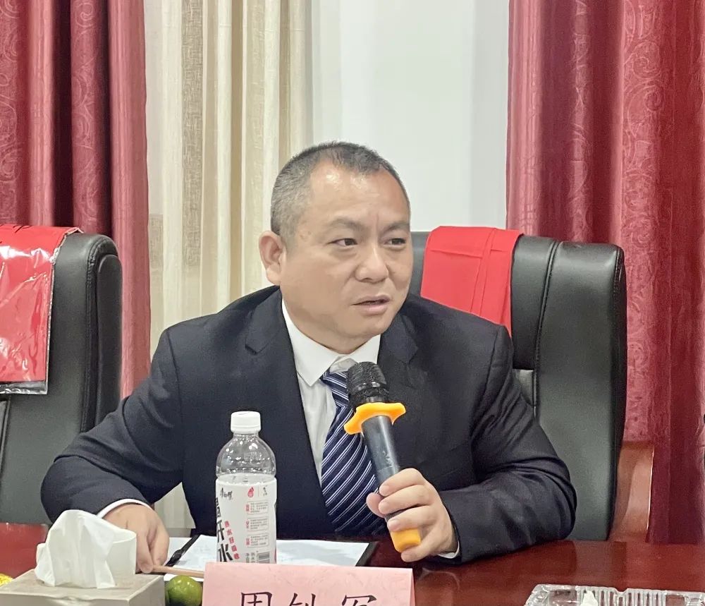 湖南省家具行業(yè)協(xié)會,家具行業(yè)協(xié)會,家具行業(yè) 湖南省家具行業(yè)協(xié)會,家具行業(yè)協(xié)會,家具行業(yè)